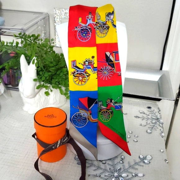 Hermes Colorful Carriage Design Scarf - Picture 7 of 10